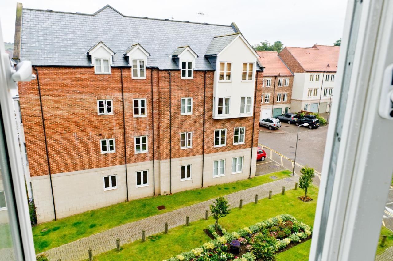 Watermark Apartments Whitby Room photo