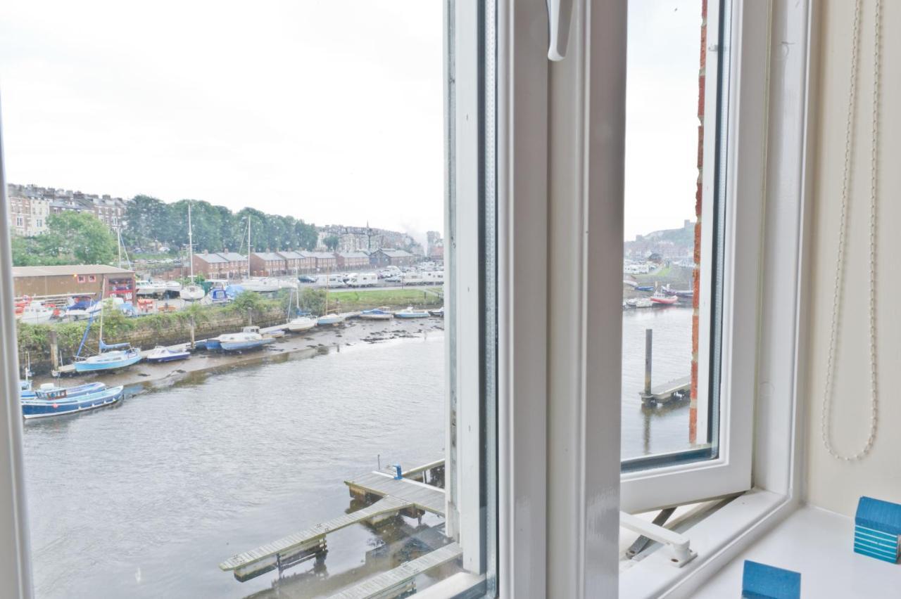 Watermark Apartments Whitby Room photo